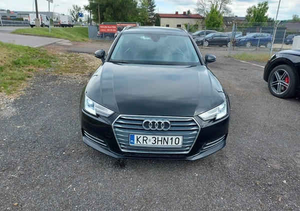 Audi A4 cena 65900 przebieg: 212000, rok produkcji 2016 z Marki małe 79